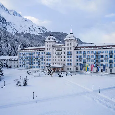 Готель Grand Des Bains Kempinski