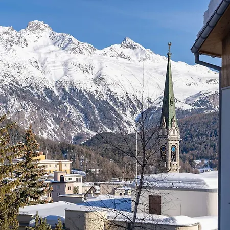 Готель Grand Des Bains Kempinski 5*