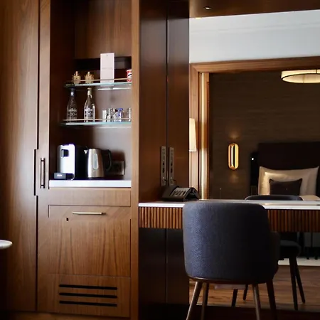 호텔 Grand Des Bains Kempinski 5*
