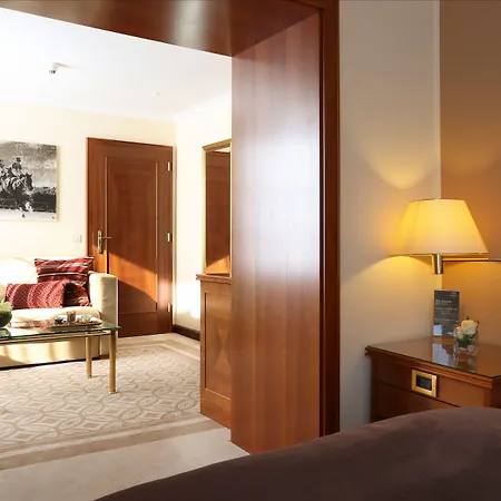 Grand Des Bains Kempinski Hotel