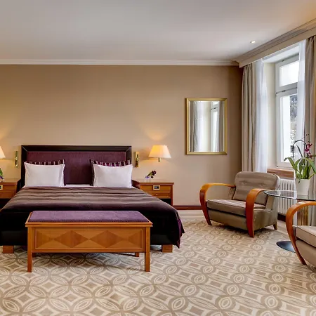 호텔 Grand Des Bains Kempinski 5*