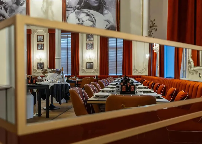 Grand Des Bains Kempinski 酒店